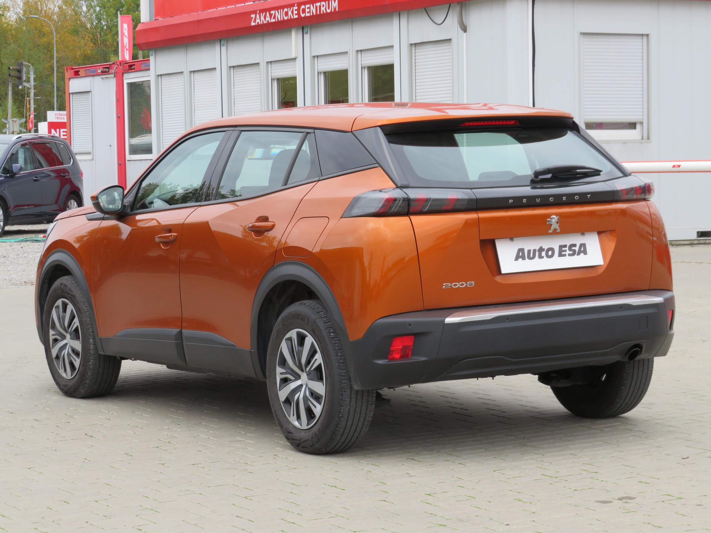 Peugeot 2008, 2020 - pohled č. 6