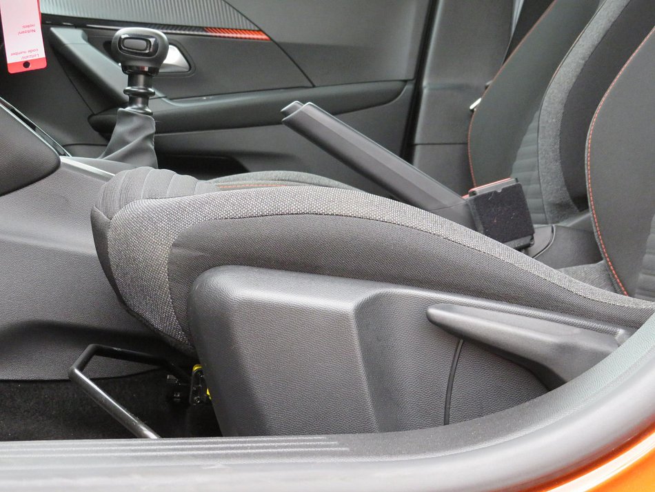 Peugeot 2008 1.5 HDI 