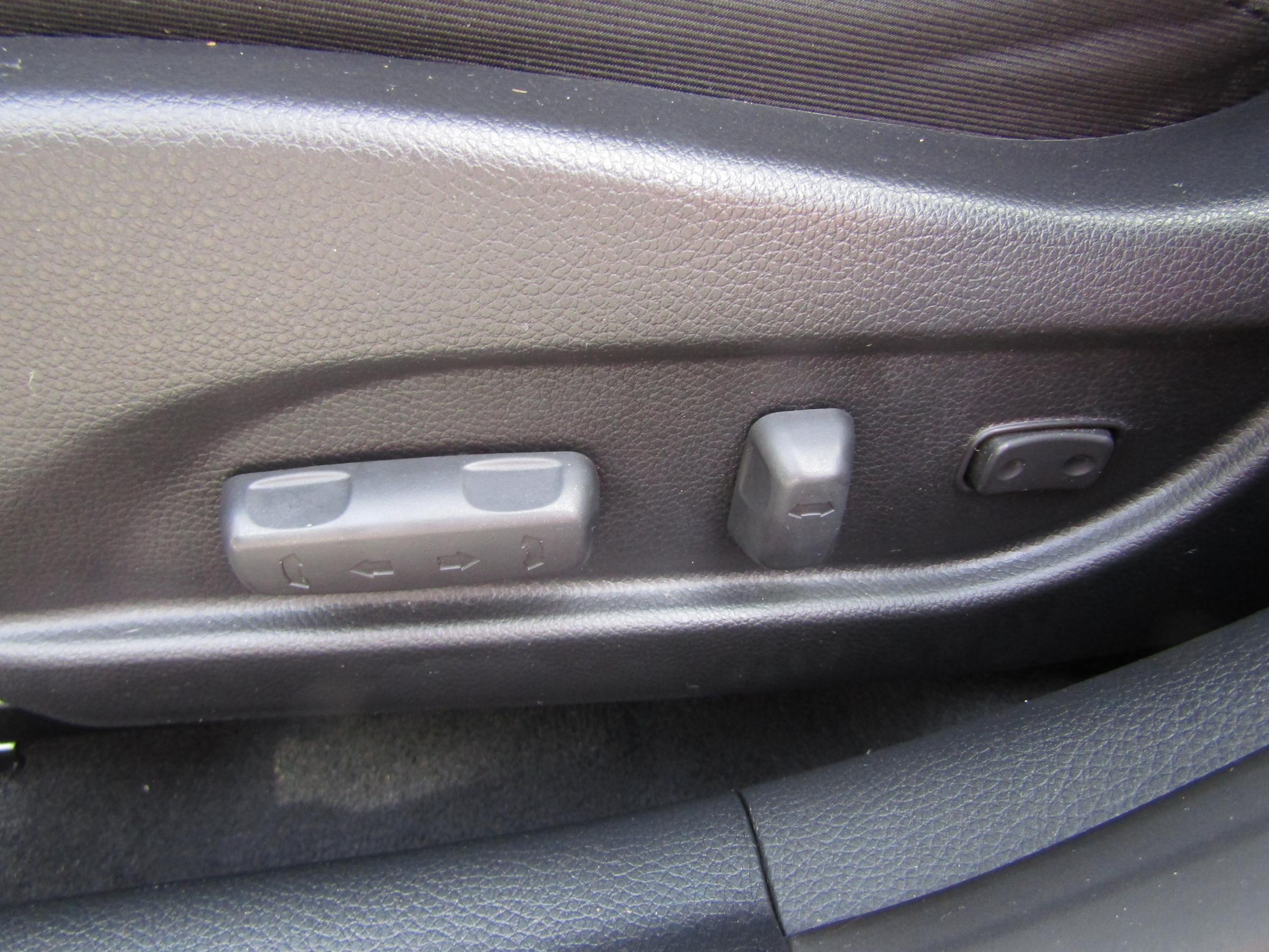 Hyundai i40, 2014 - pohled č. 13