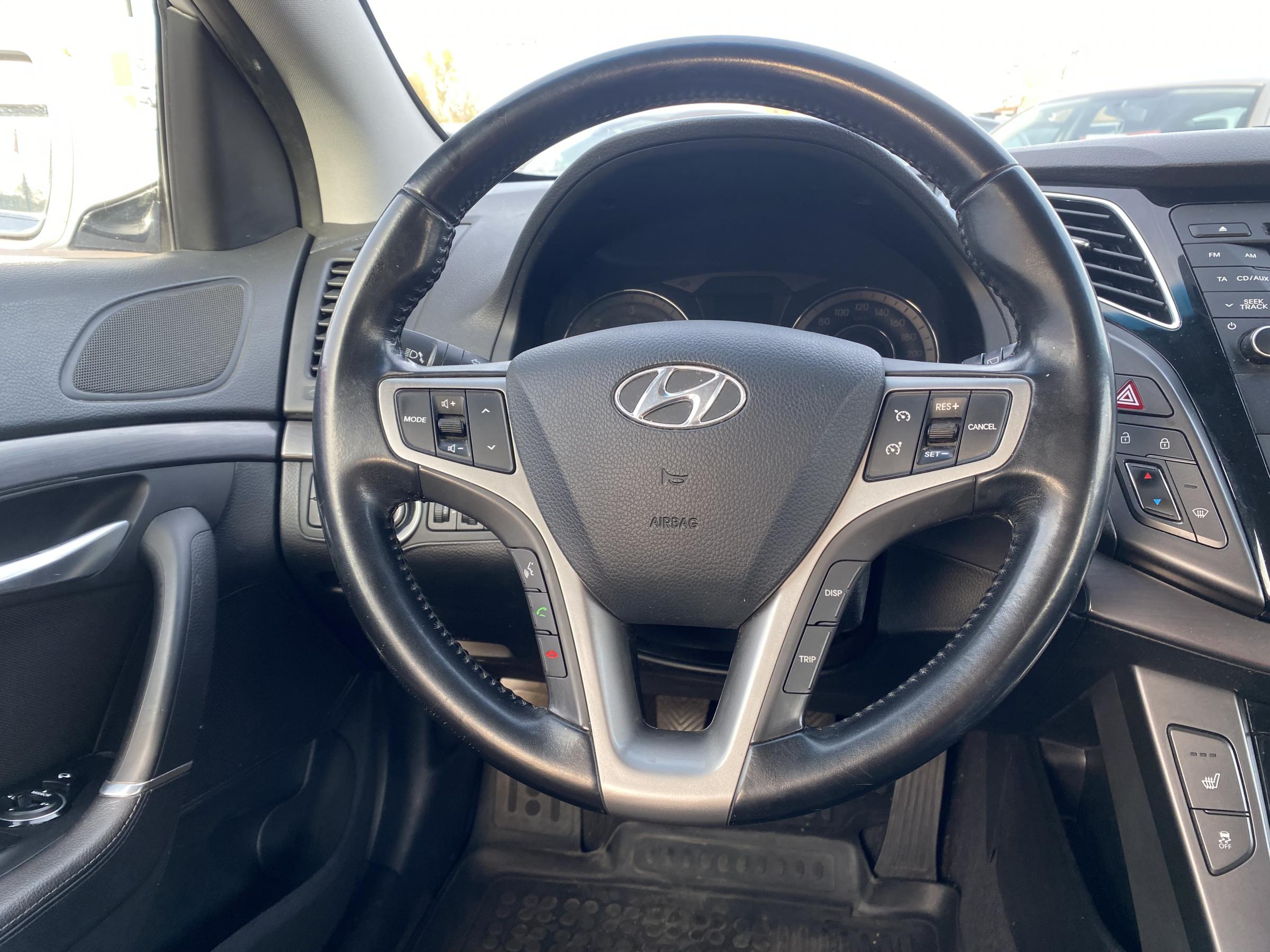 Hyundai i40, 2014 - pohled č. 14