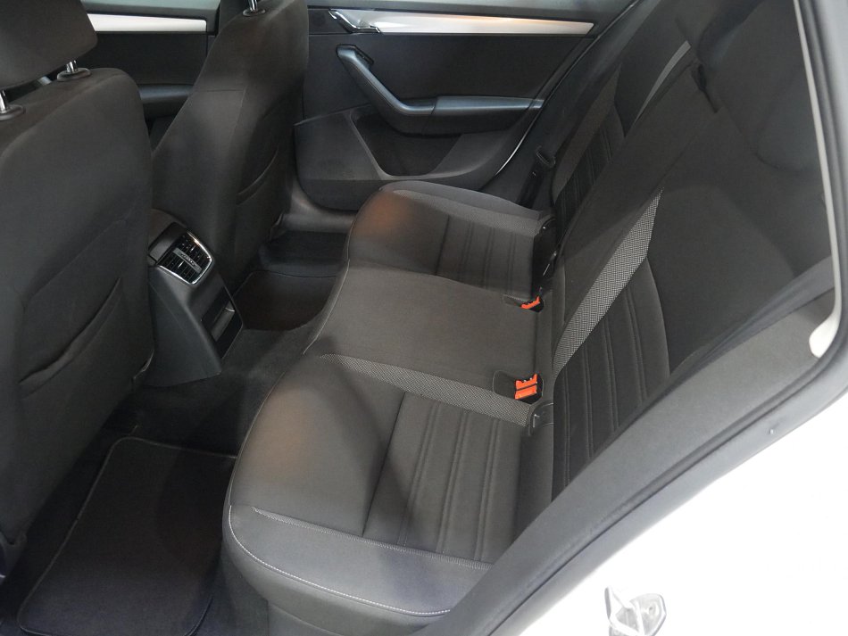 Škoda Octavia III 1.6 TDi Ambition