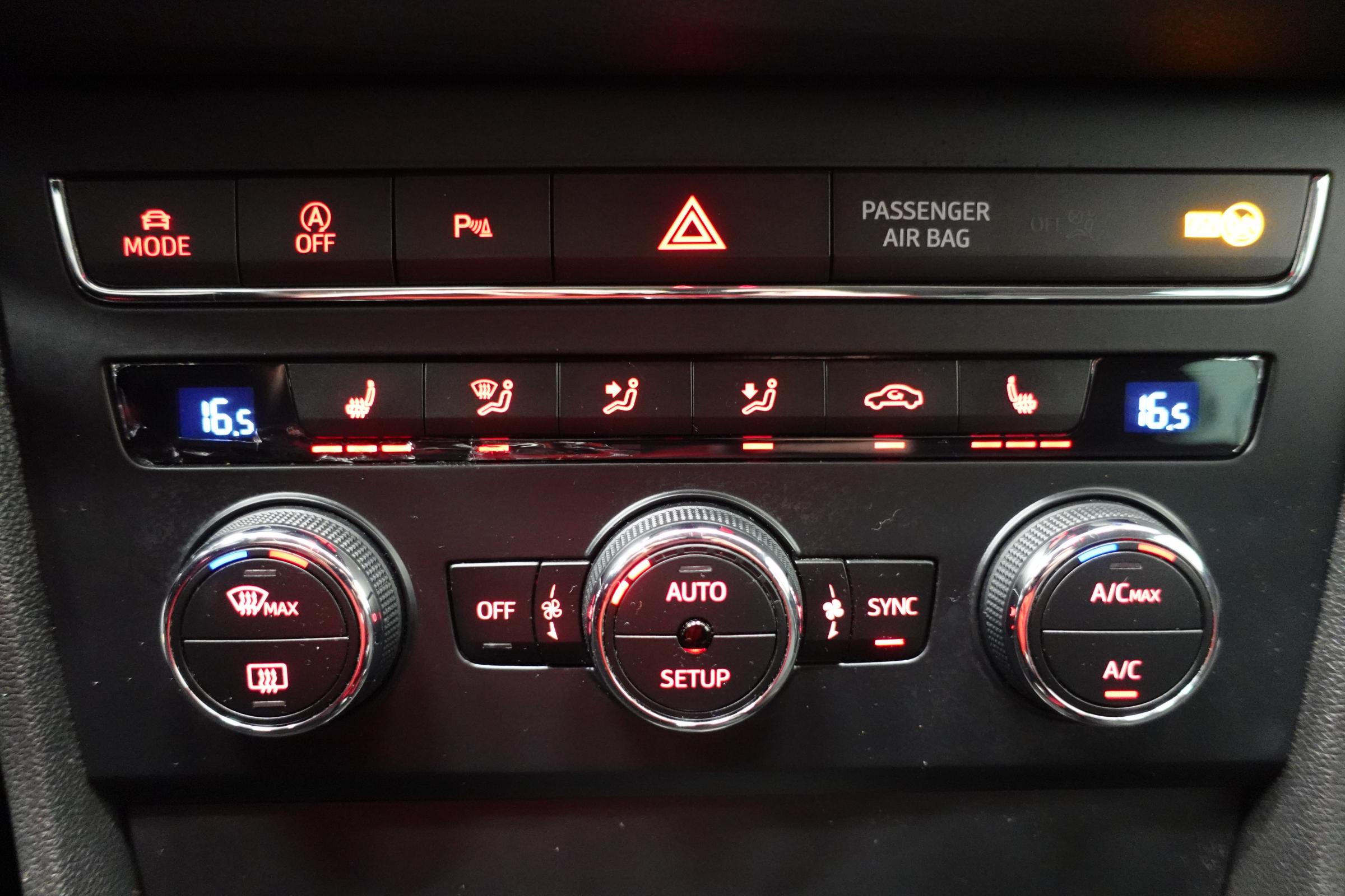 Seat Leon, 2015 - pohled č. 18