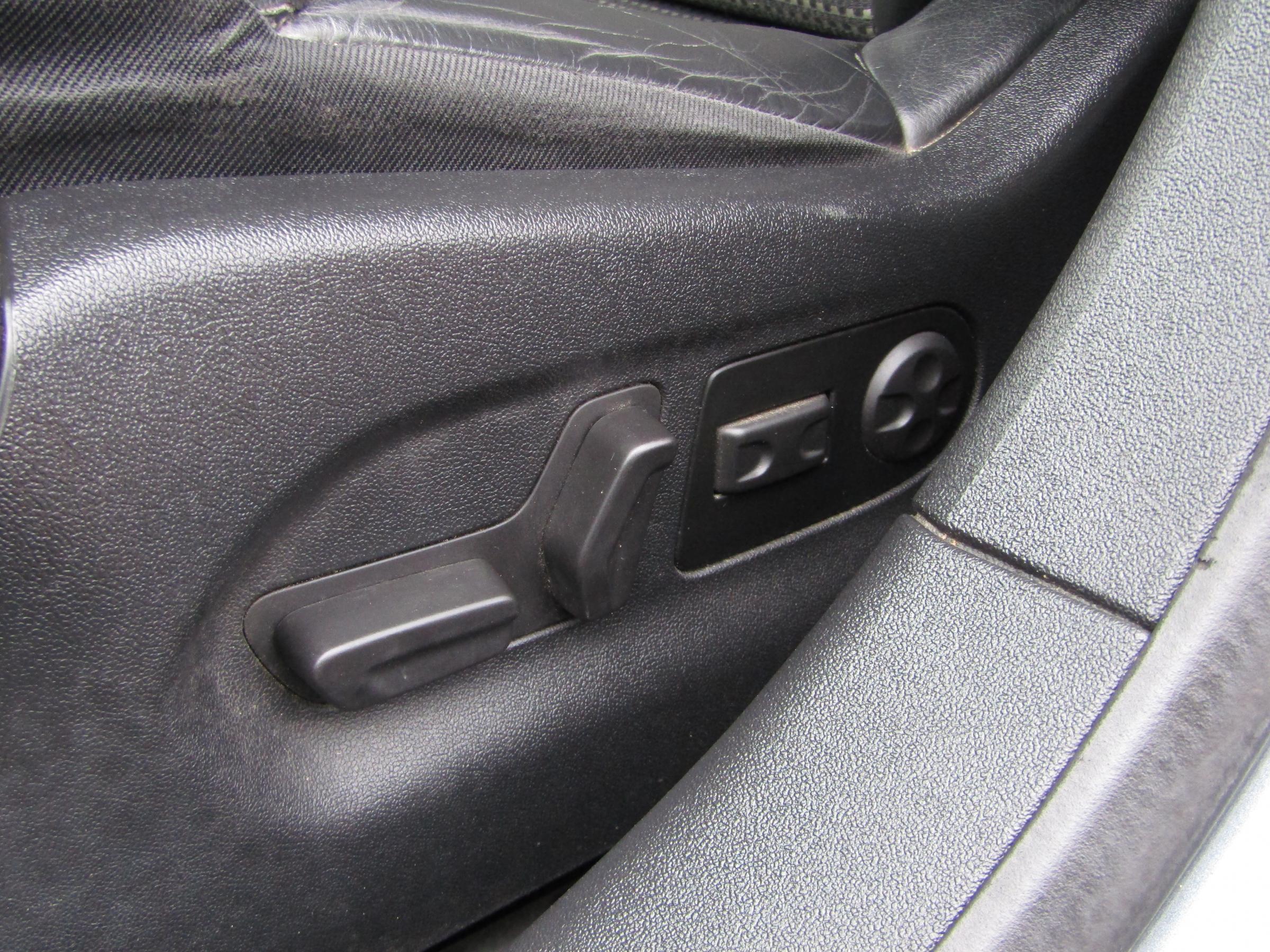 Citroën C5, 2012 - pohled č. 13