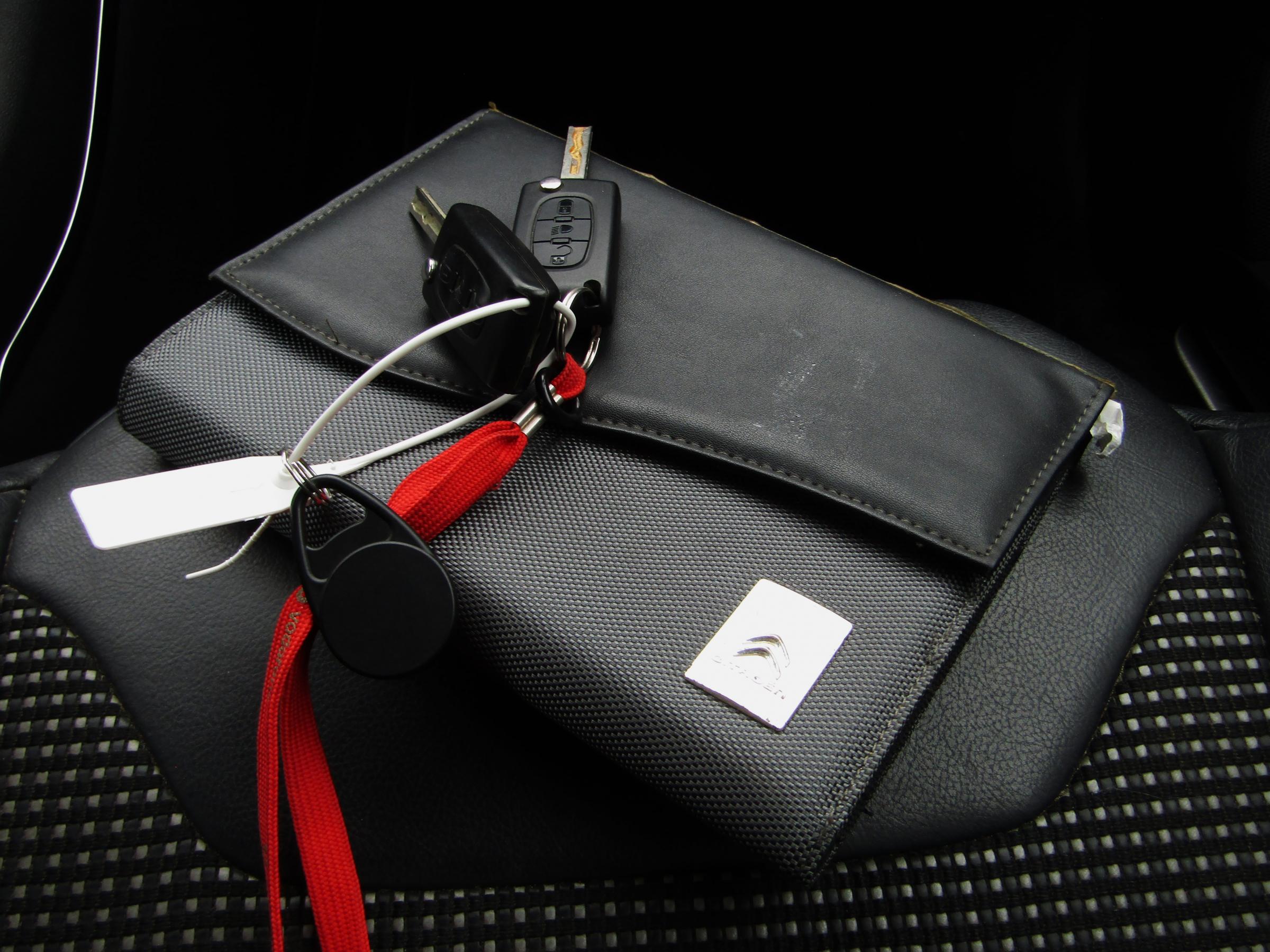 Citroën C5, 2012 - pohled č. 21