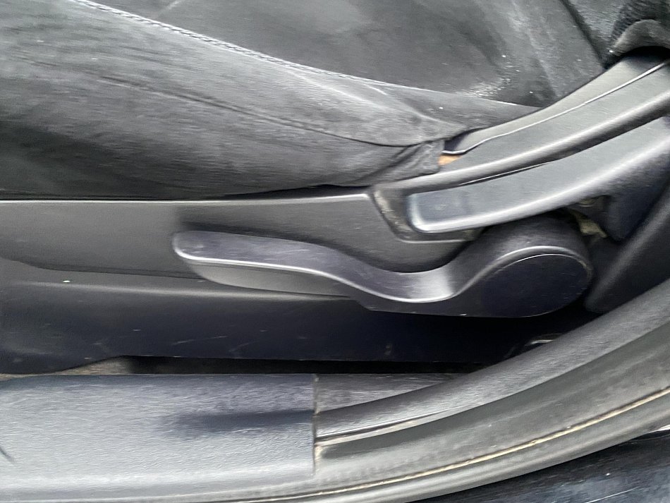 Mitsubishi Outlander 2.4i 