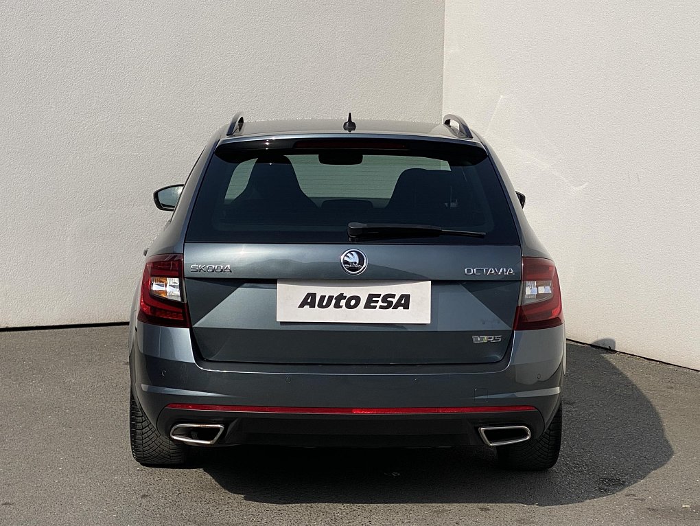 Škoda Octavia III 2.0 TDi RS