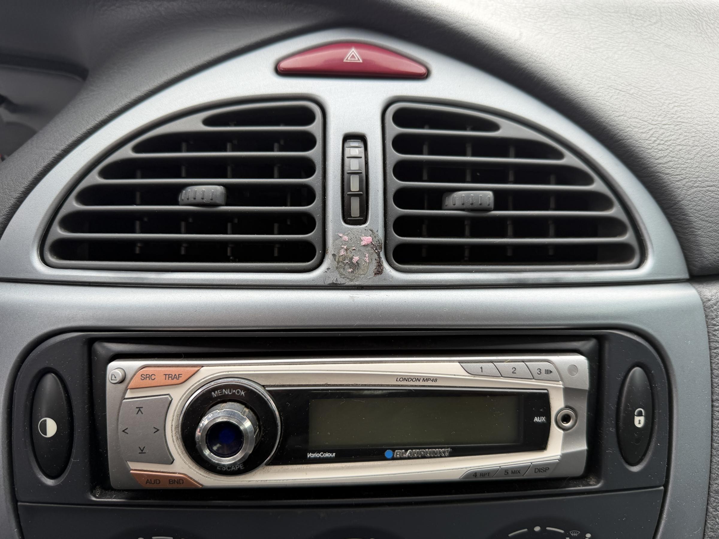 Citroën C5, 2004 - pohled č. 11