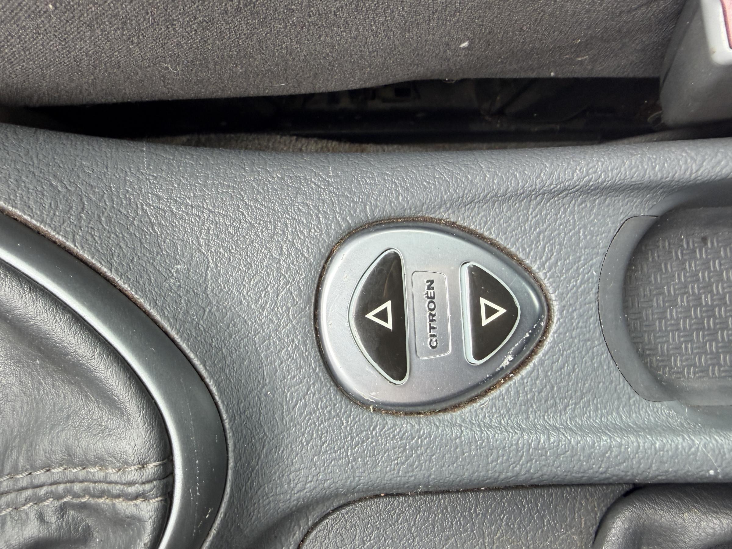 Citroën C5, 2004 - pohled č. 13