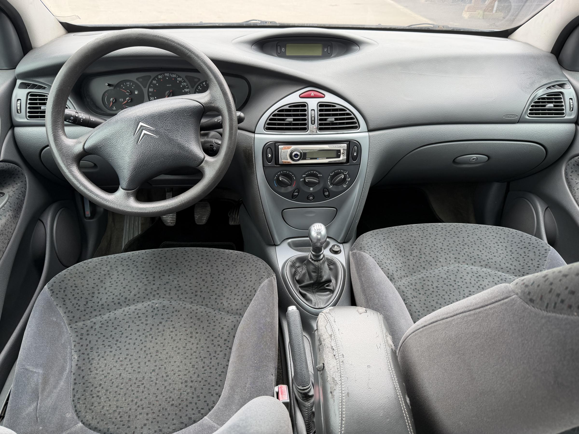 Citroën C5, 2004 - pohled č. 8