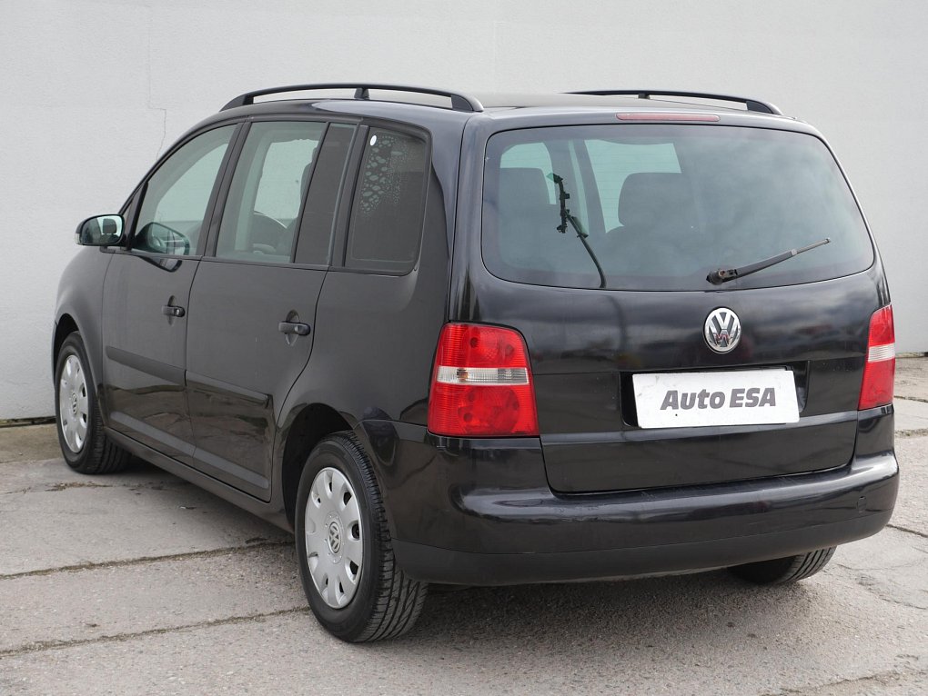 Volkswagen Touran 1.6i 
