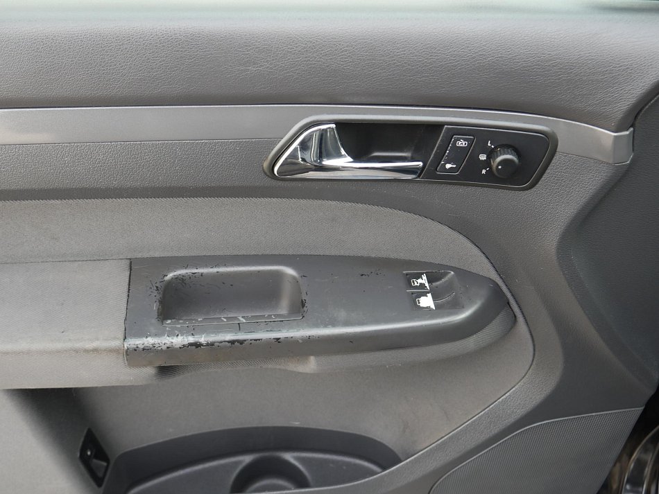 Volkswagen Touran 1.6i 