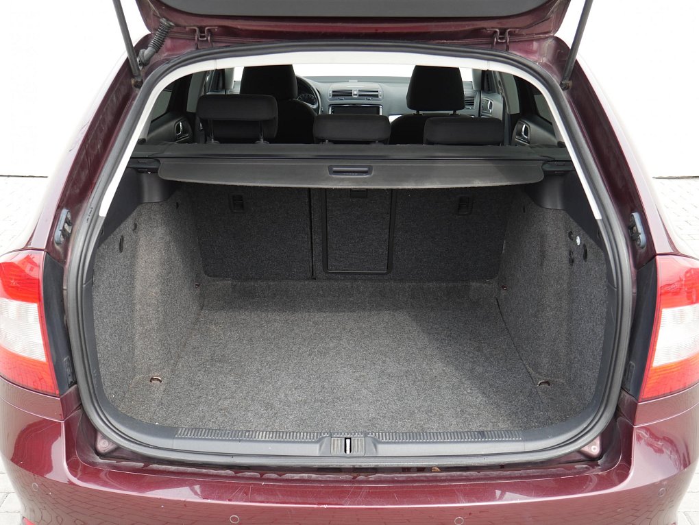 Škoda Octavia II 1.6 TDi Ambiente