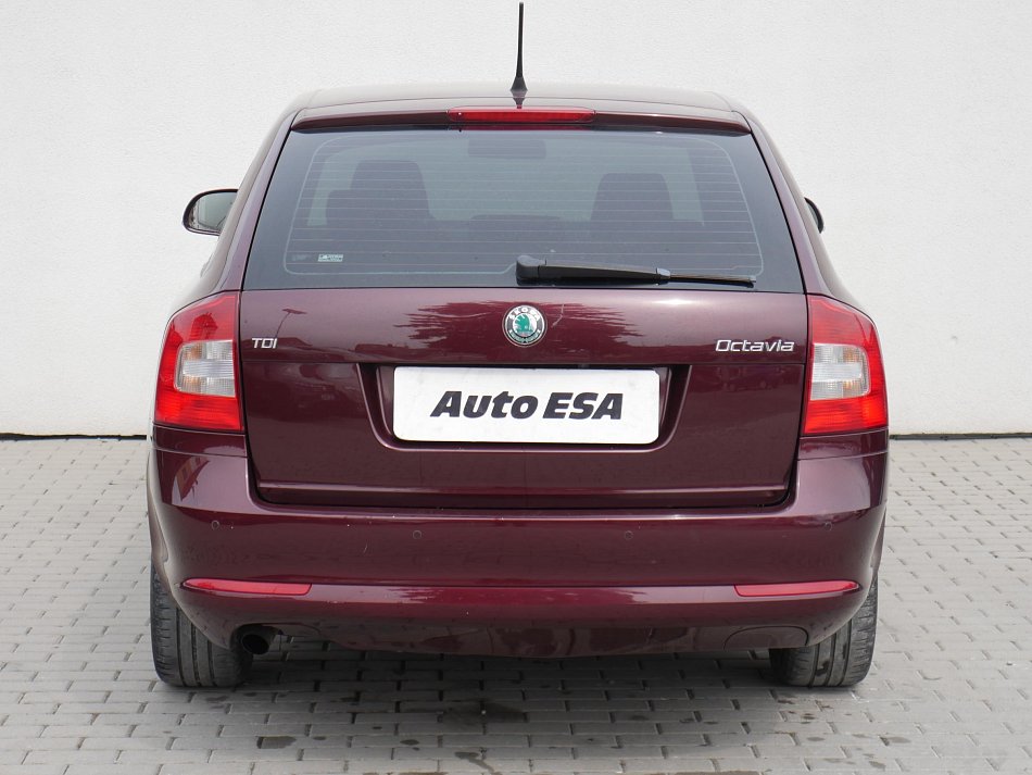 Škoda Octavia II 1.6 TDi Ambiente