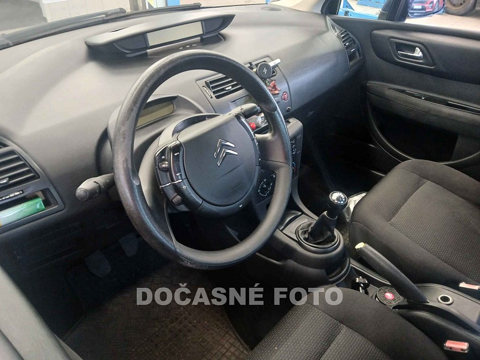 Citroën C4 1.6i 