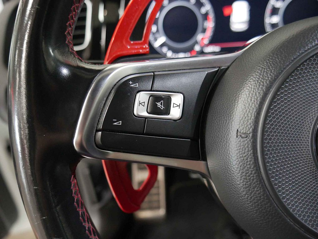 Volkswagen Golf 2.0TSI GTi