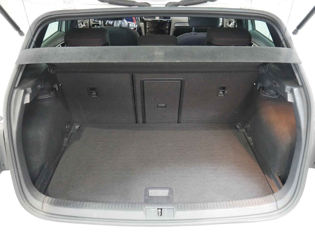 Volkswagen Golf 2.0TSI GTi