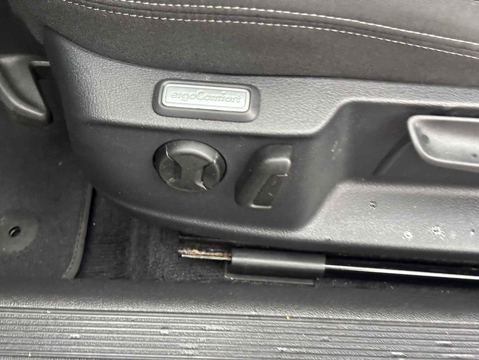 Volkswagen Passat 2.0 TDi 