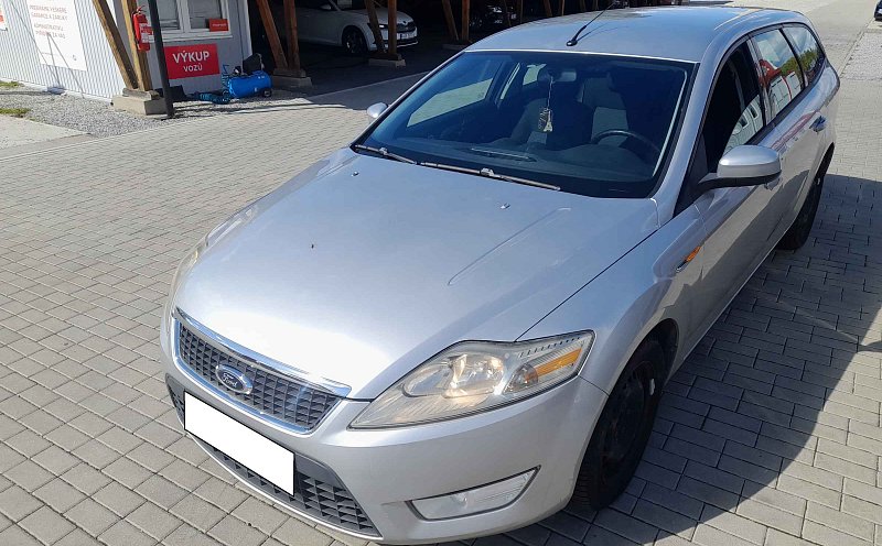 Ford Mondeo 1.8 TDCi 