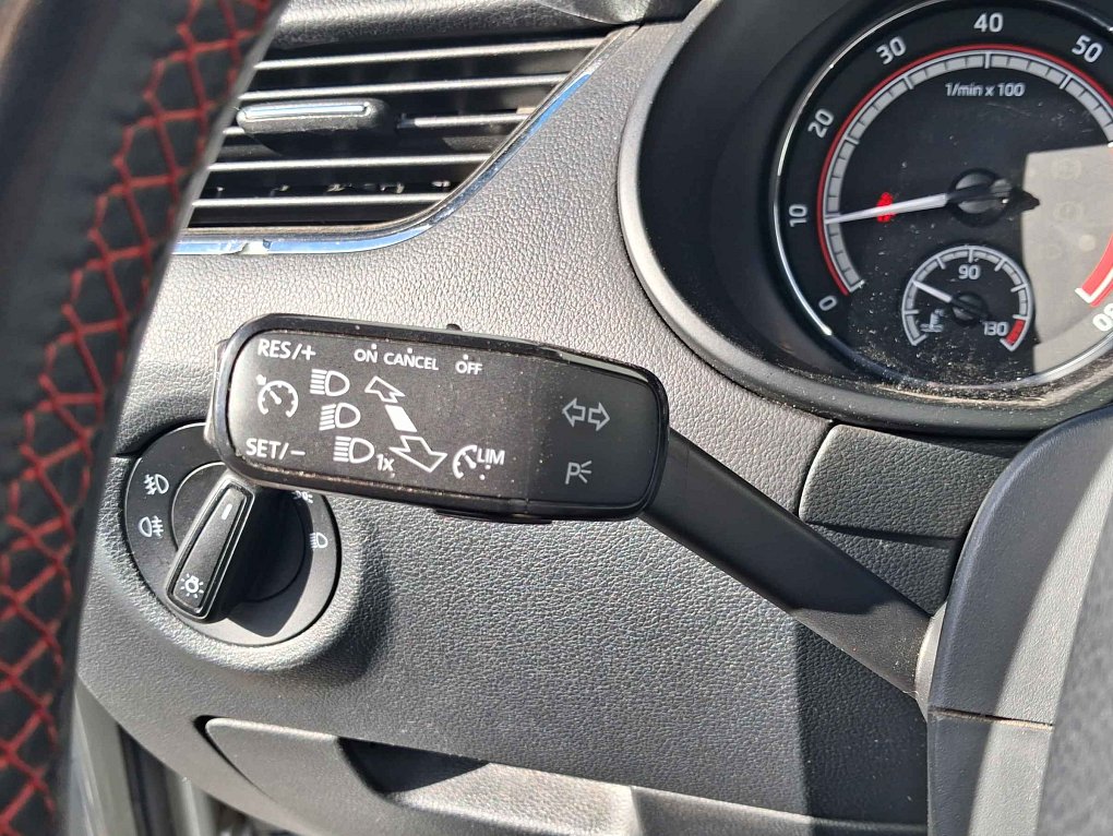 Škoda Octavia III 2.0 TSi RS245