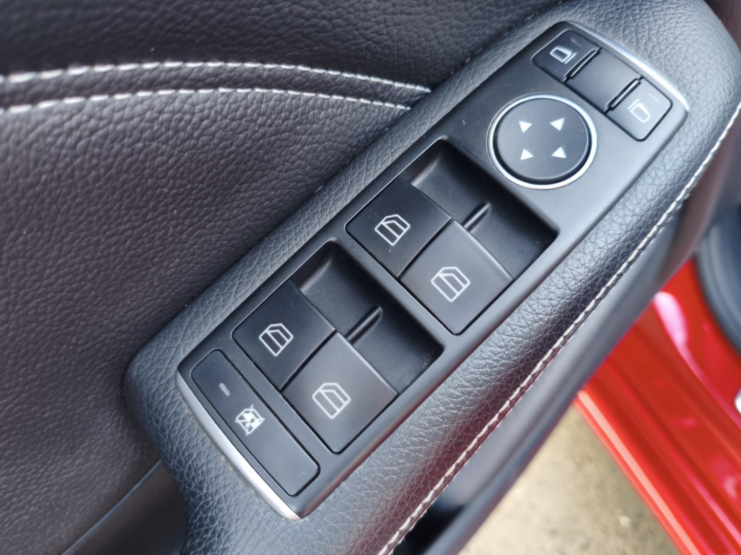 Mercedes-Benz Třída B, 2015 - pohled č. 15