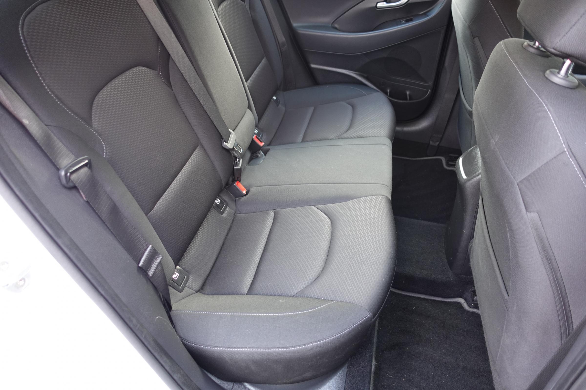 Hyundai i30, 2017 - pohled č. 13