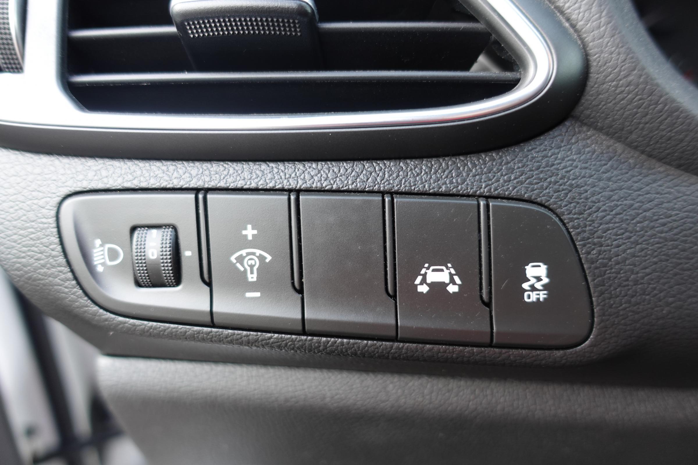 Hyundai i30, 2017 - pohled č. 15