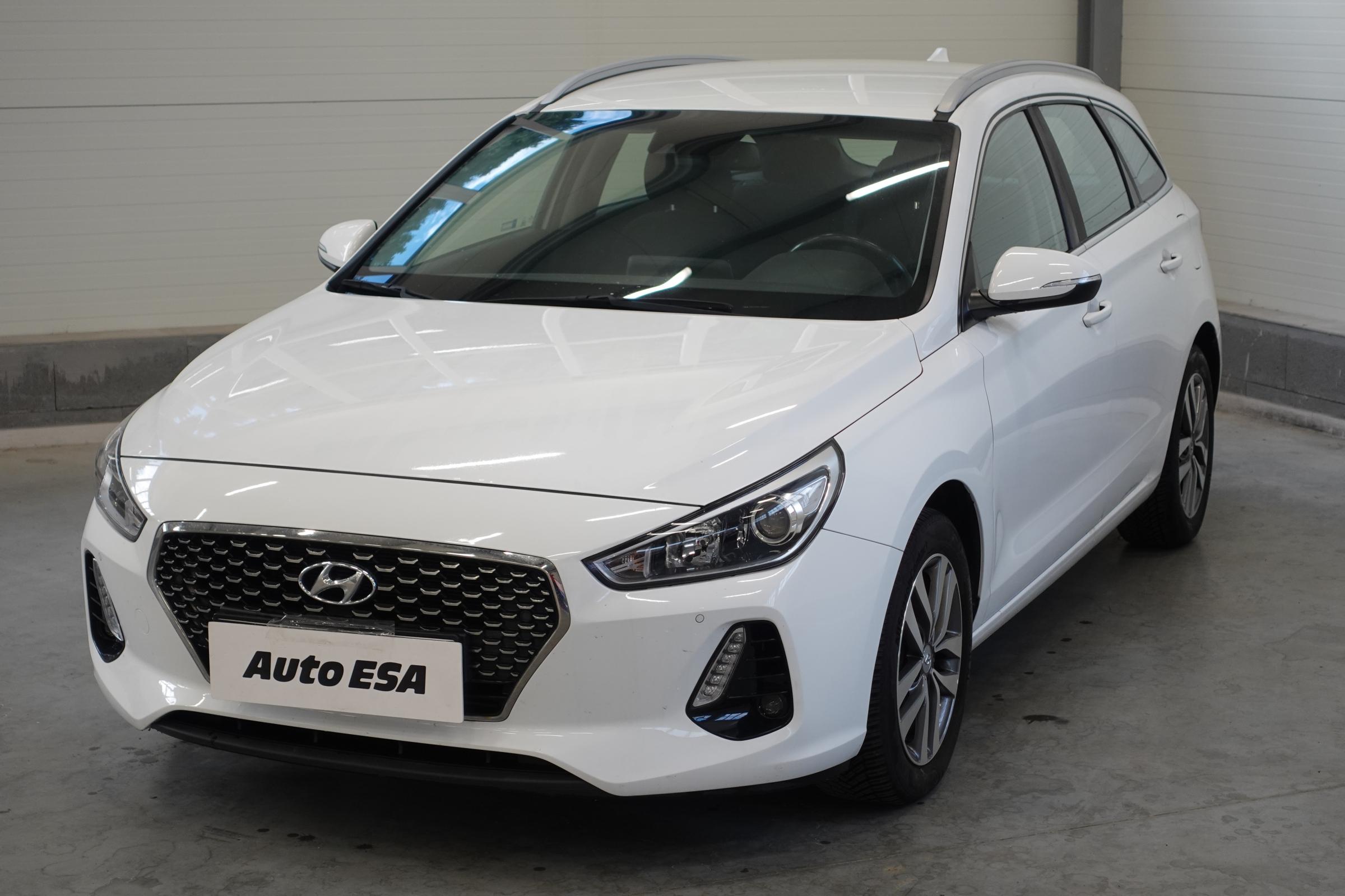 Hyundai i30, 2017 - pohled č. 3