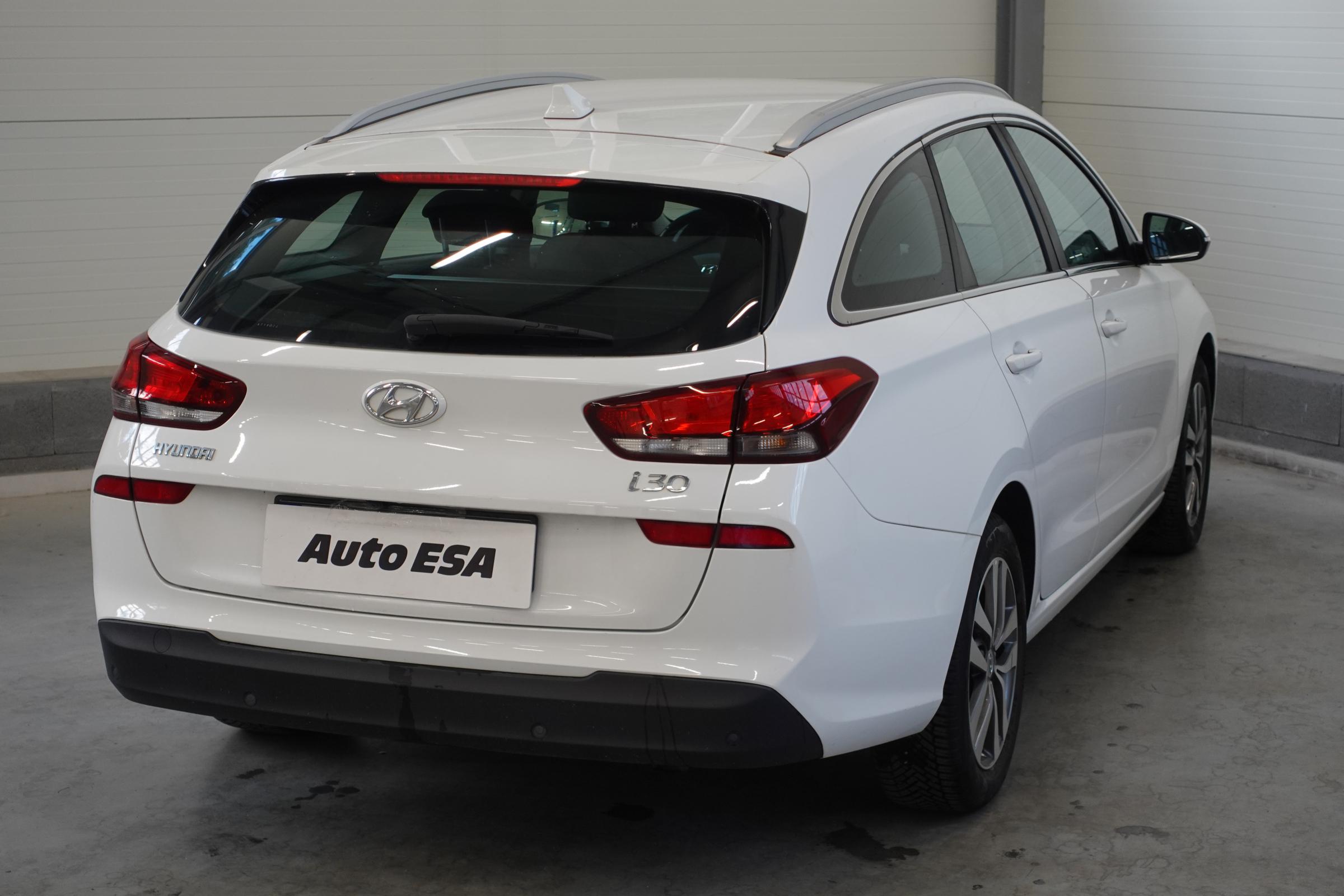 Hyundai i30, 2017 - pohled č. 6