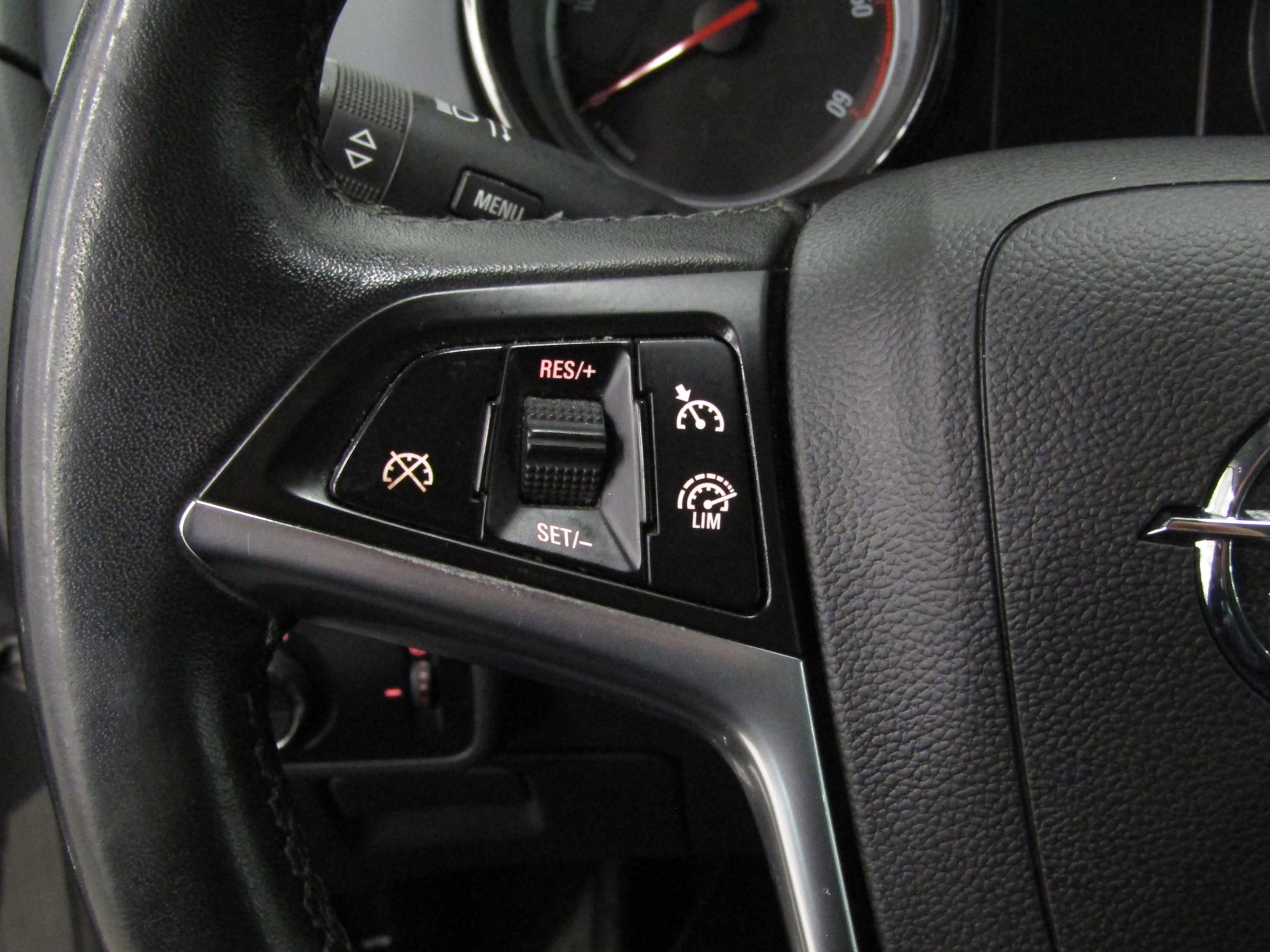 Opel Zafira, 2012 - pohled č. 16