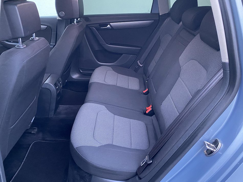 Volkswagen Passat 2.0 TDi 