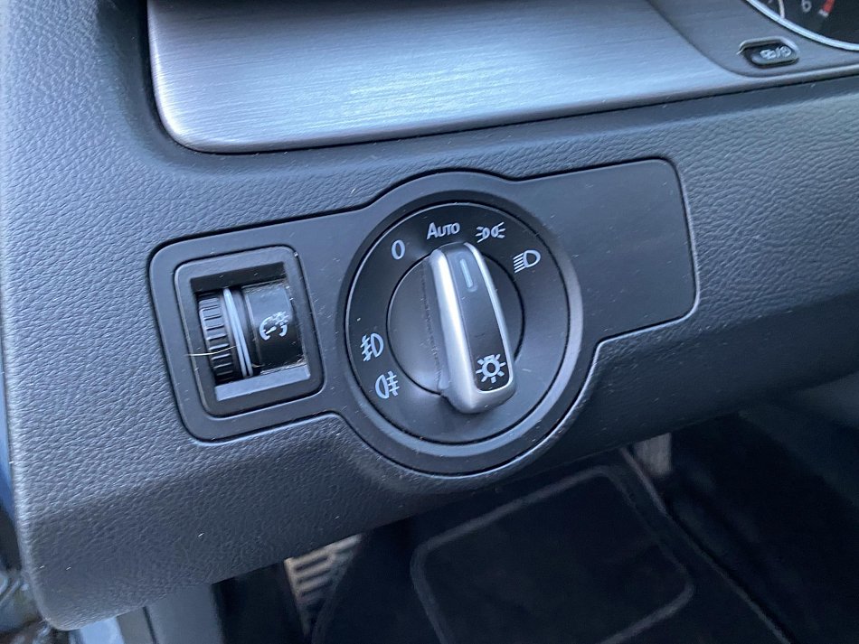 Volkswagen Passat 2.0 TDi 