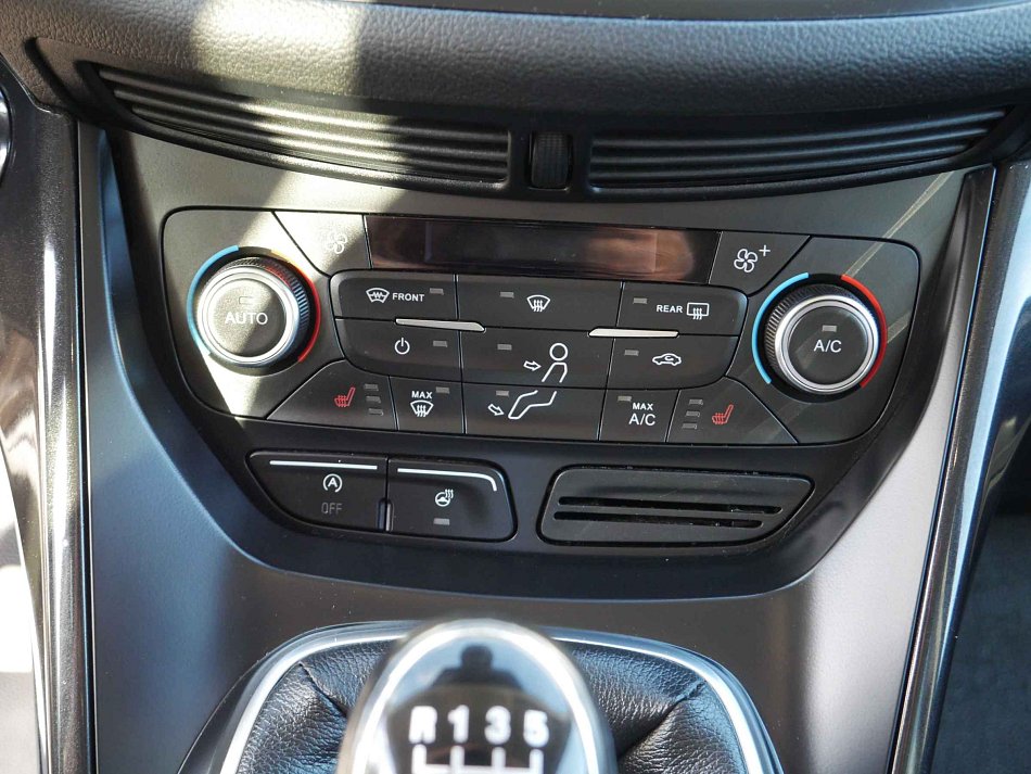 Ford Kuga 1.5 EB 
