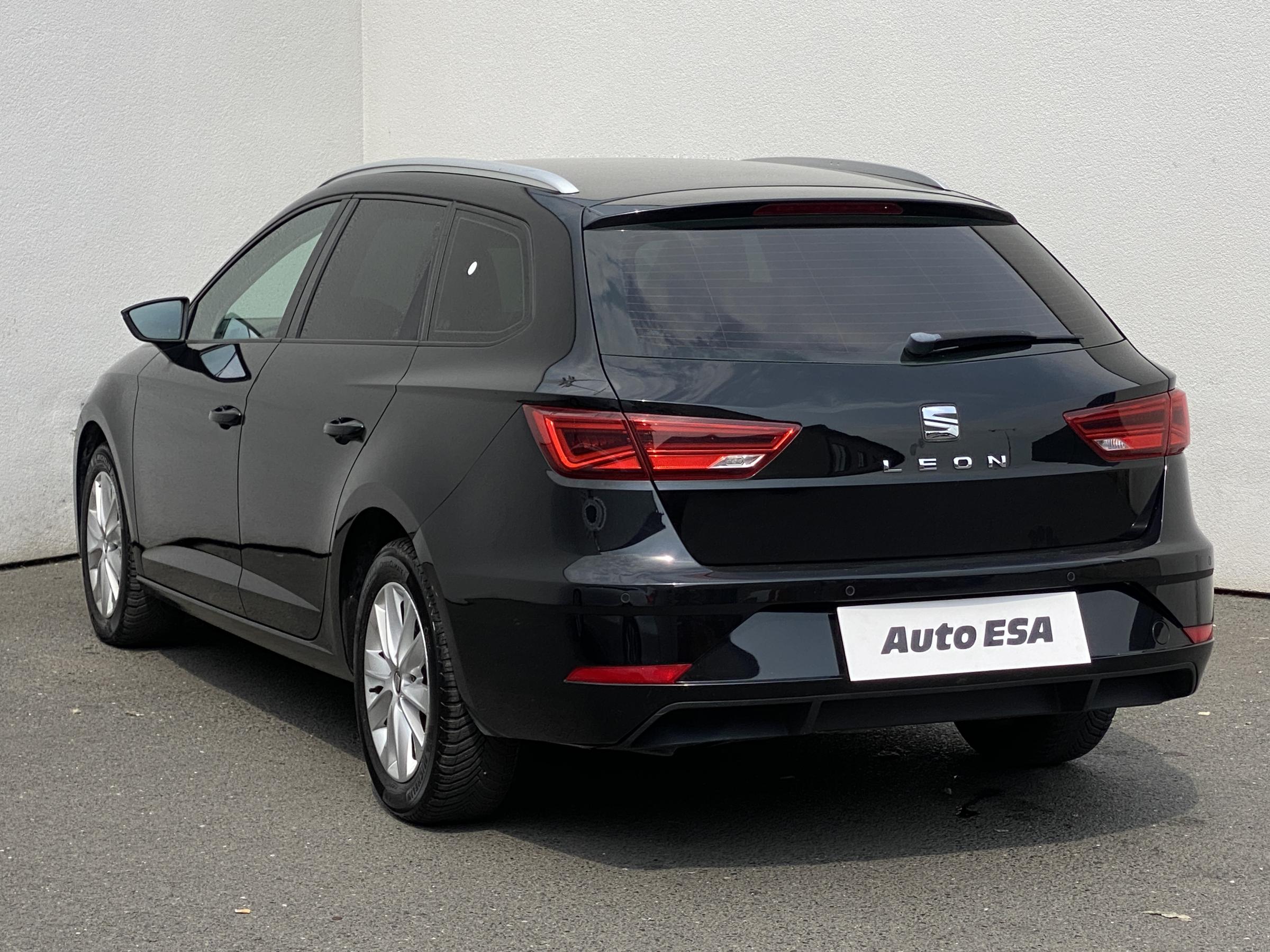 Seat Leon, 2019 - pohled č. 6