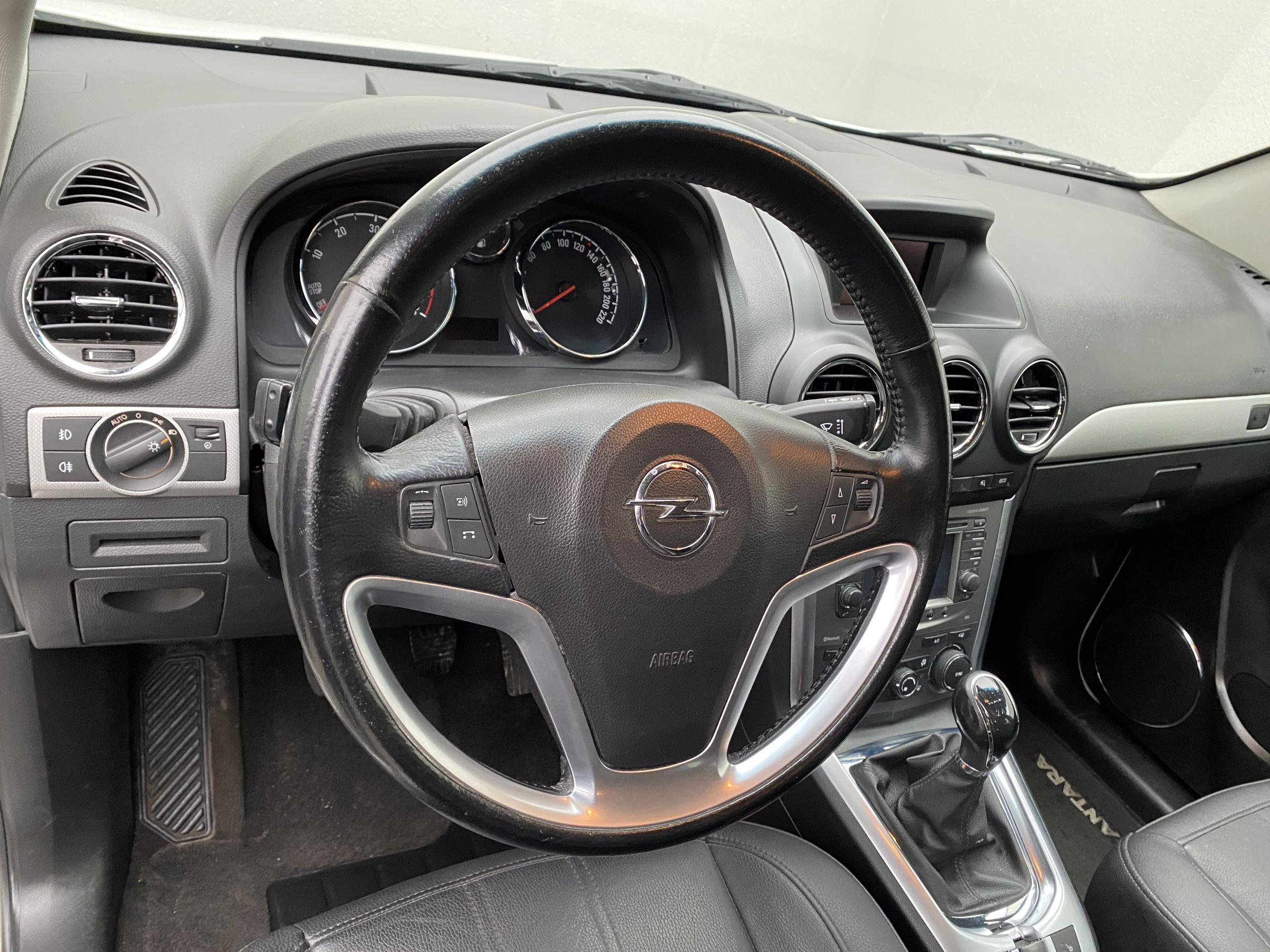 Opel Antara, 2013 - pohled č. 15