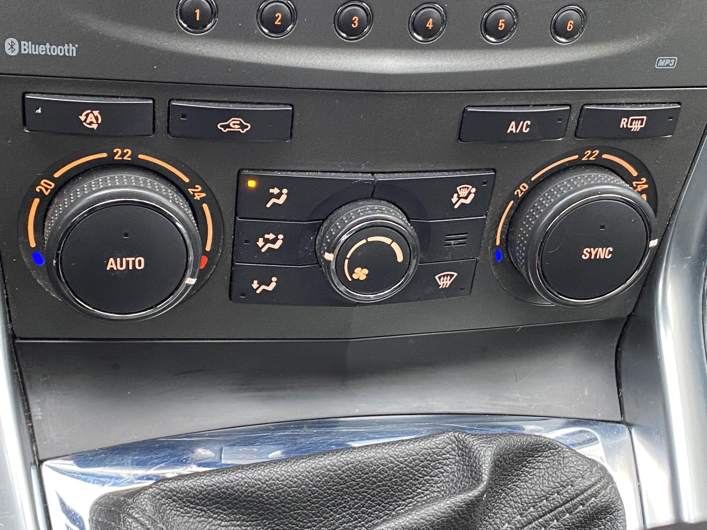 Opel Antara, 2013 - pohled č. 18