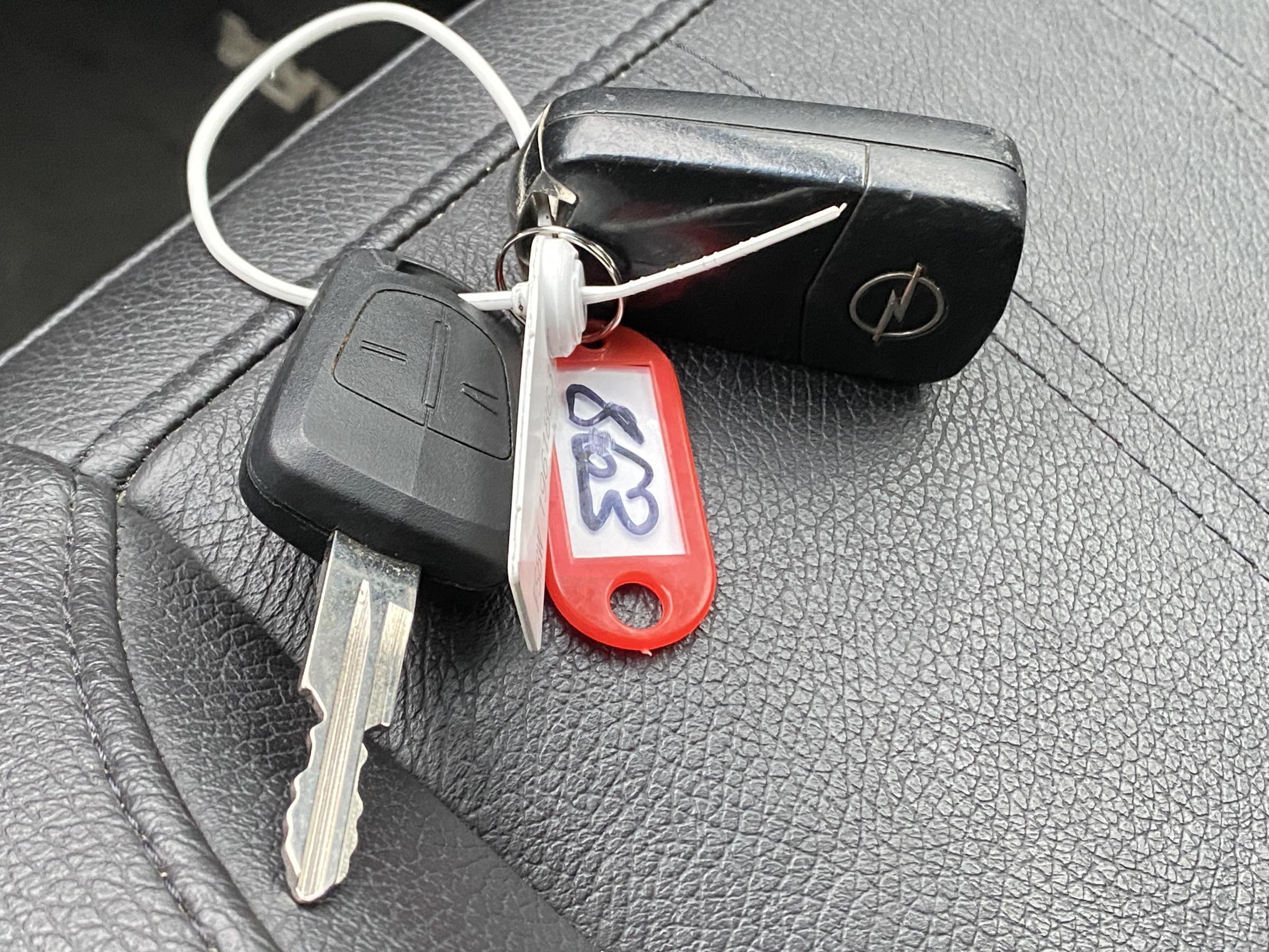 Opel Antara, 2013 - pohled č. 21