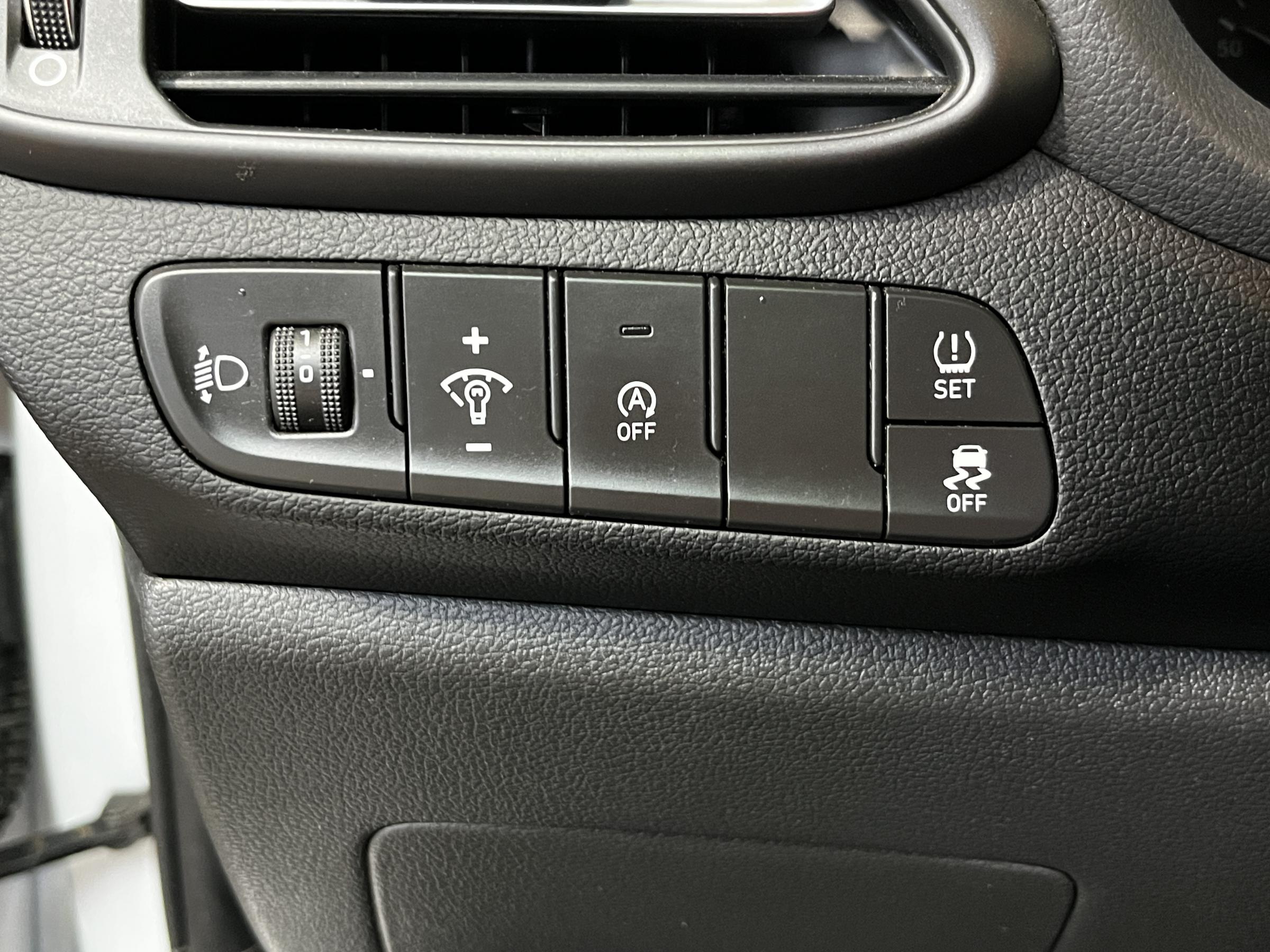 Hyundai i30, 2021 - pohled č. 16