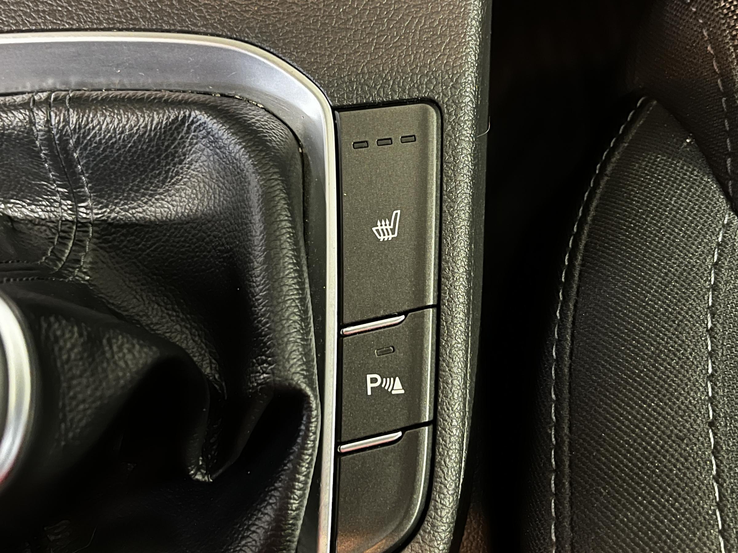 Hyundai i30, 2021 - pohled č. 19