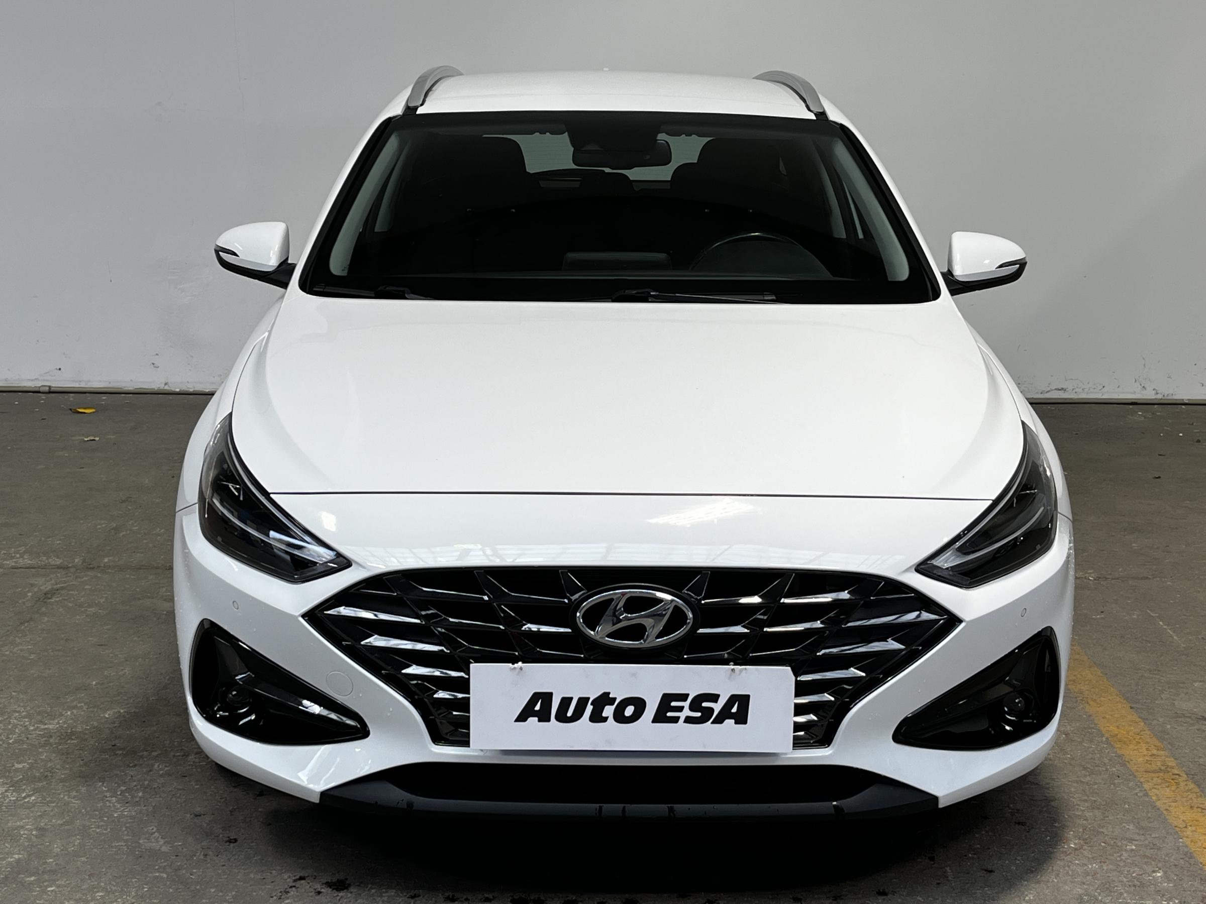 Hyundai i30, 2021 - pohled č. 2