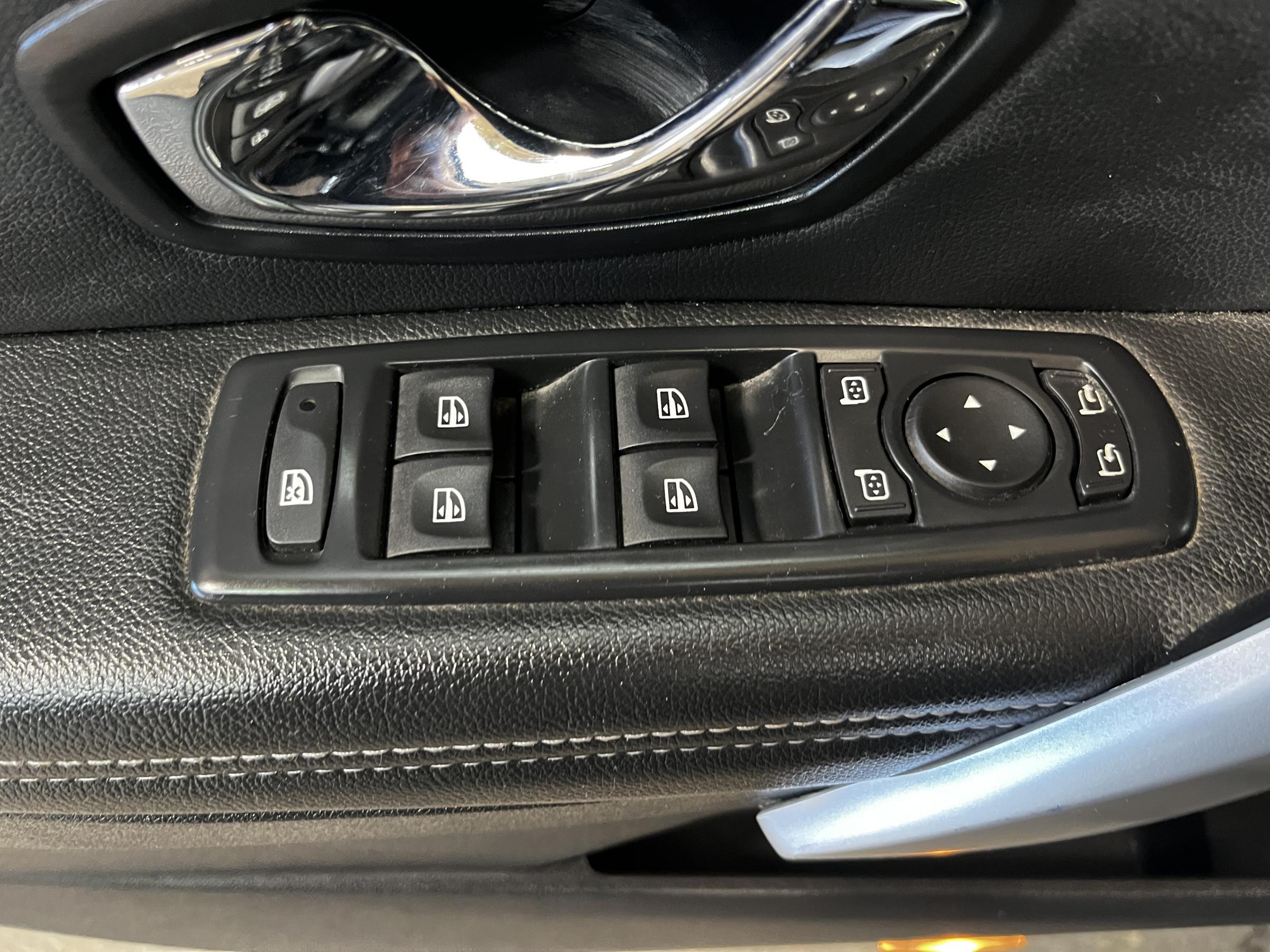 Renault Mégane, 2012 - pohled č. 12