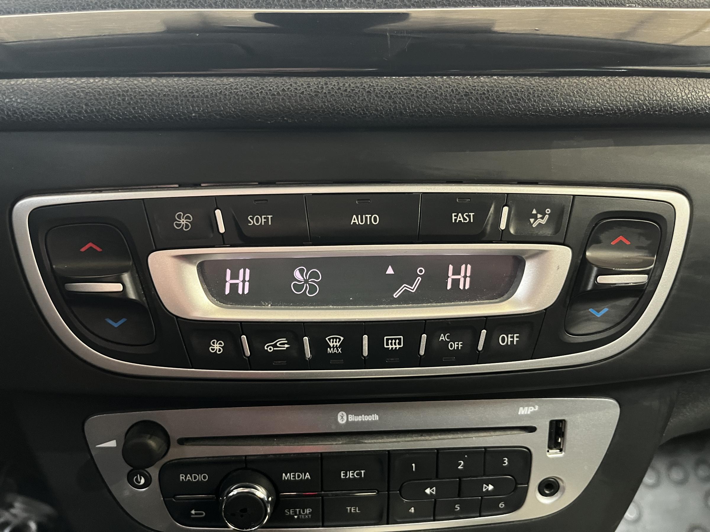 Renault Mégane, 2012 - pohled č. 15