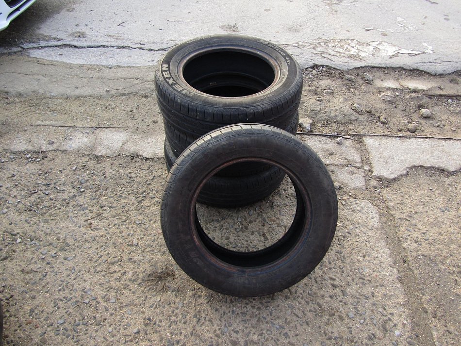 Toyota Yaris 1.3 VVT Terra Cool