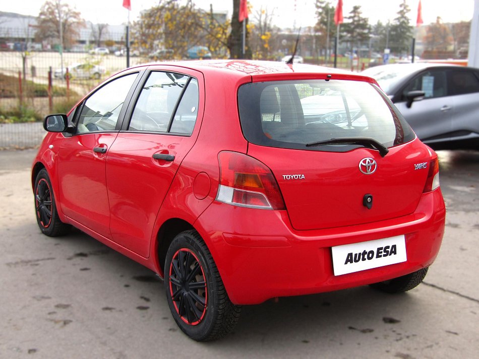 Toyota Yaris 1.3 VVT Terra Cool