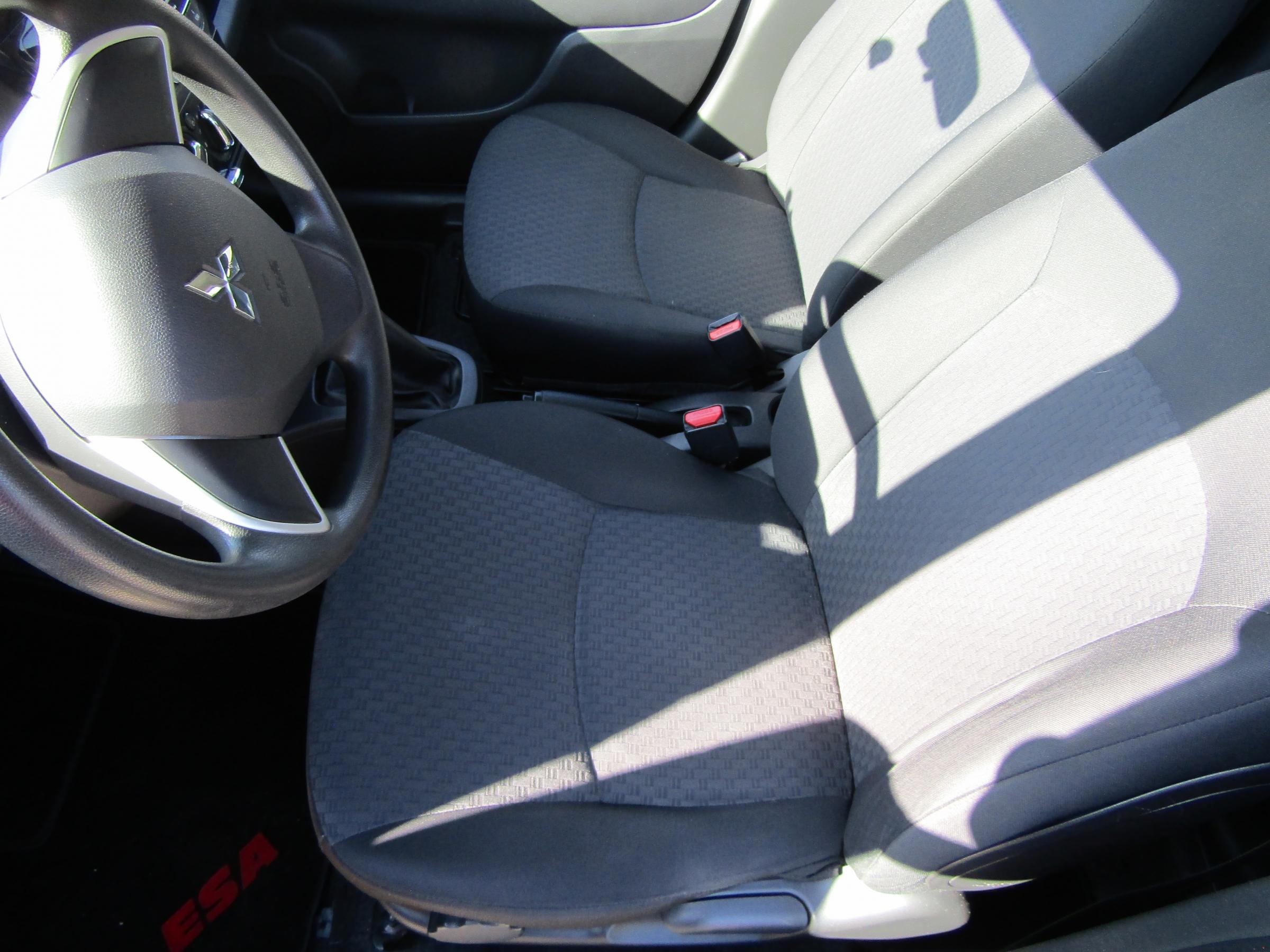 Mitsubishi Space Star, 2019 - pohled č. 9