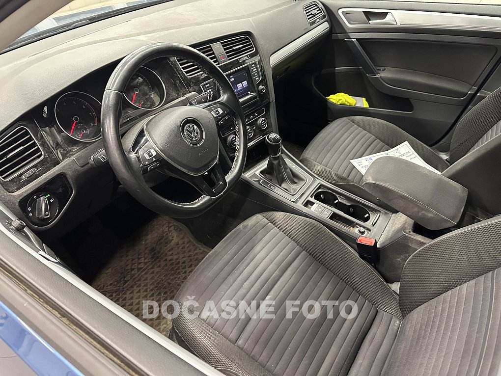 Volkswagen Golf 1.4 TSI 