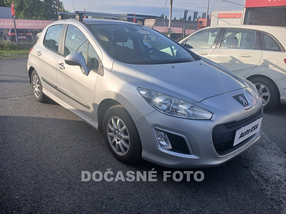 Peugeot 308 1.4i 