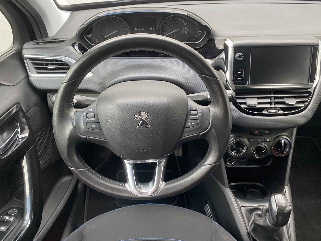 Peugeot 208 1.2 PT Style