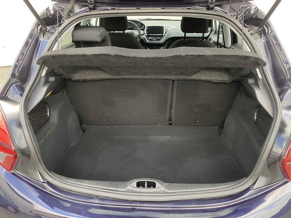 Peugeot 208 1.2 PT Style