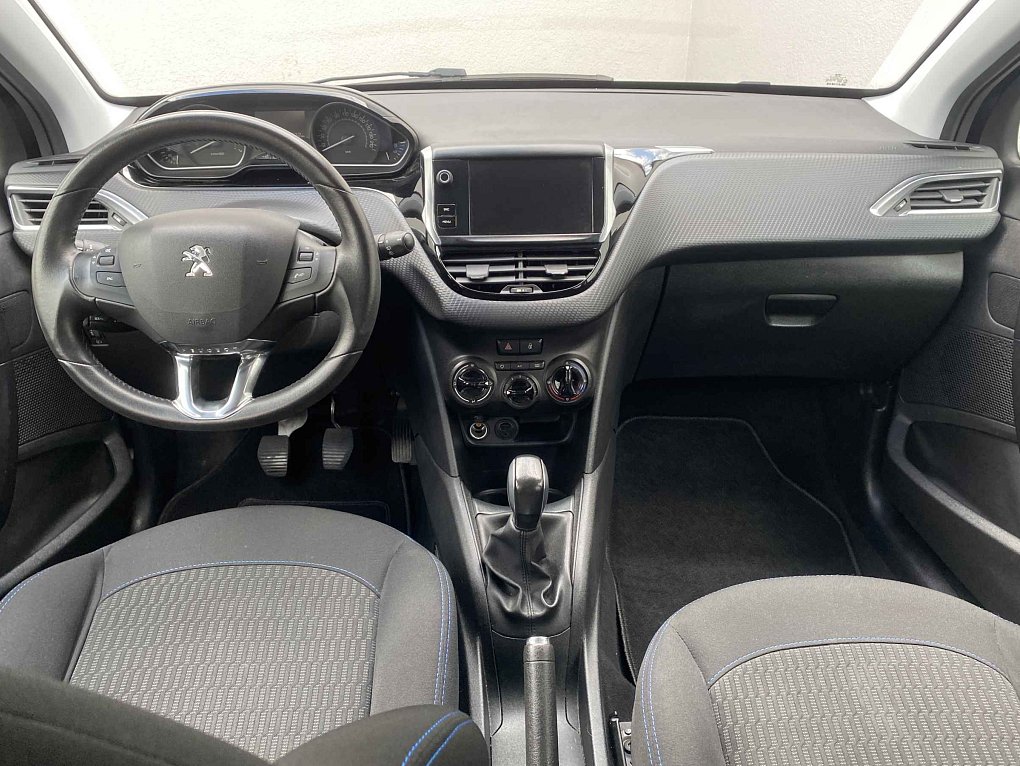 Peugeot 208 1.2 PT Style
