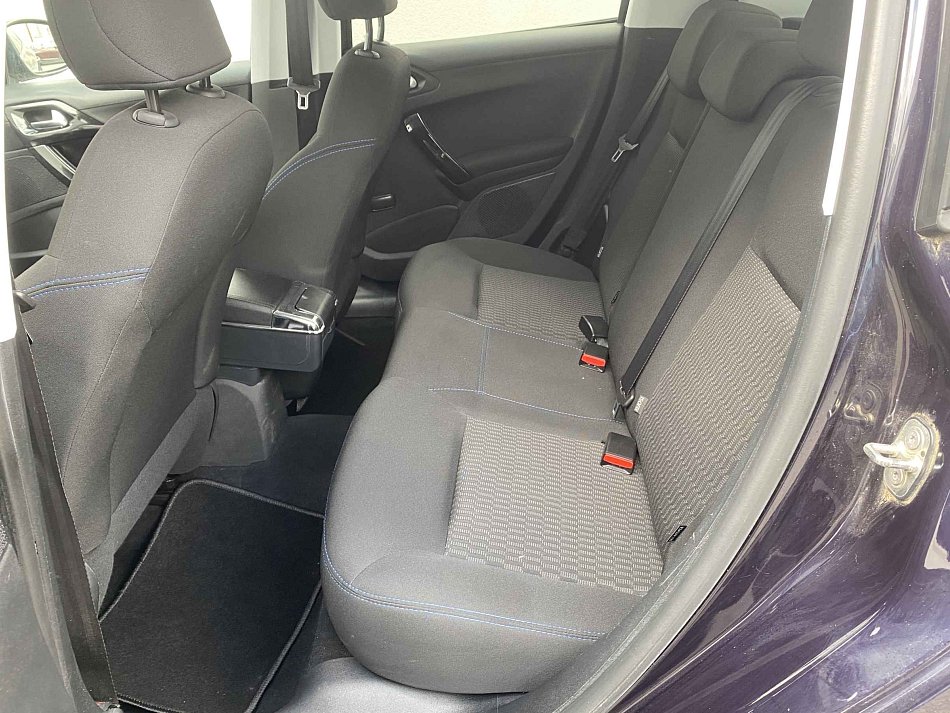 Peugeot 208 1.2 PT Style